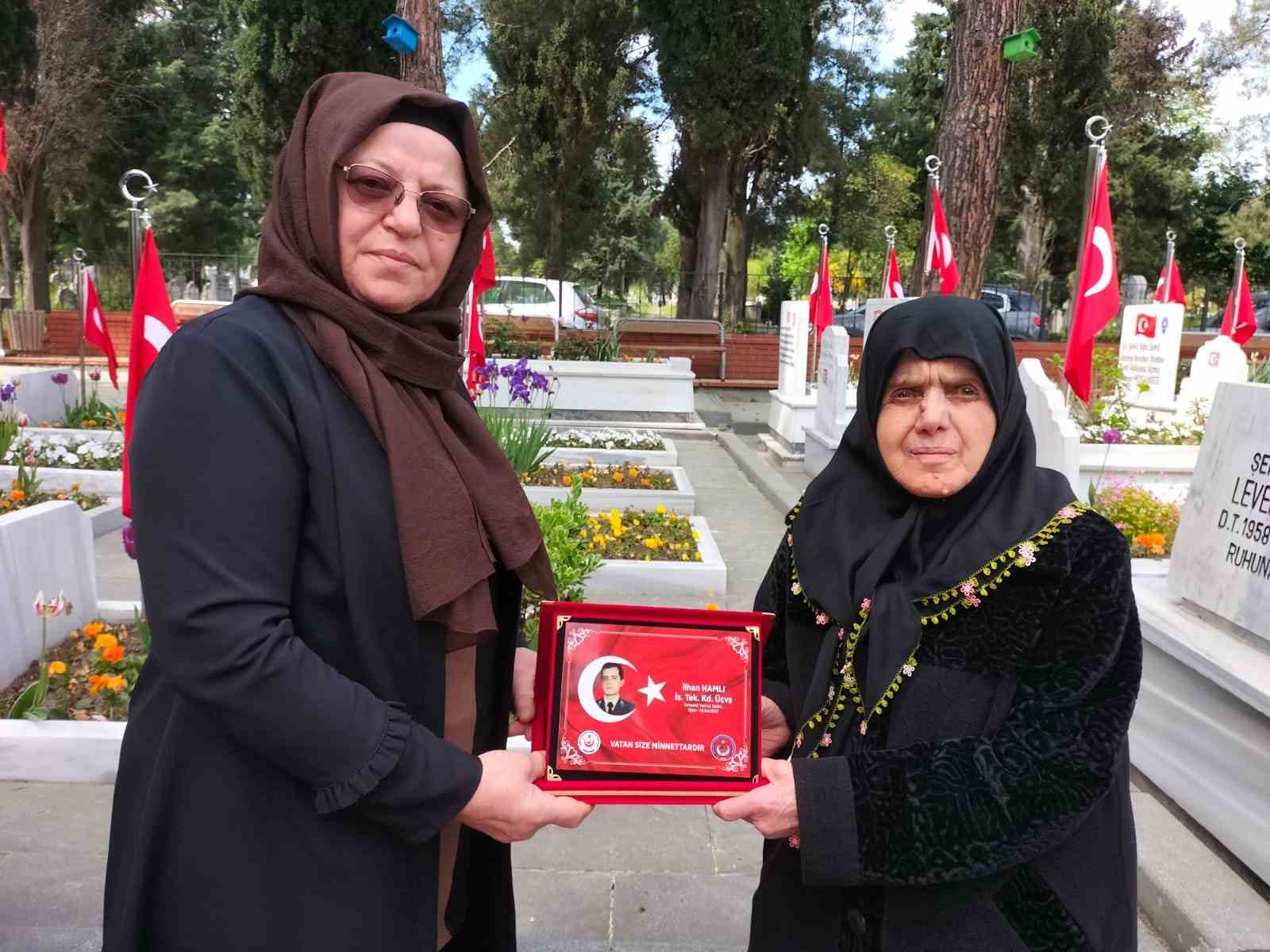 SAMSUNLU ŞEHİT İLHAN HAMLI'NIN 31 ŞEHADET YIL DÖNÜMÜNDE ANNESİ BEDRİYE