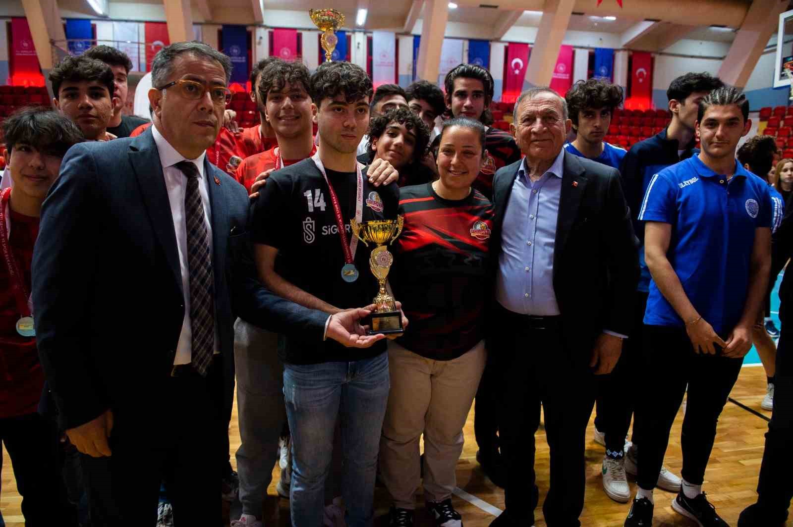 SEYHAN BELEDİYESPOR KULÜBÜ VOLEYBOL BRANŞINA 2022-2023 SEZONUNDA ELDE ETTİĞİ ŞAMPİYONLUKLAR