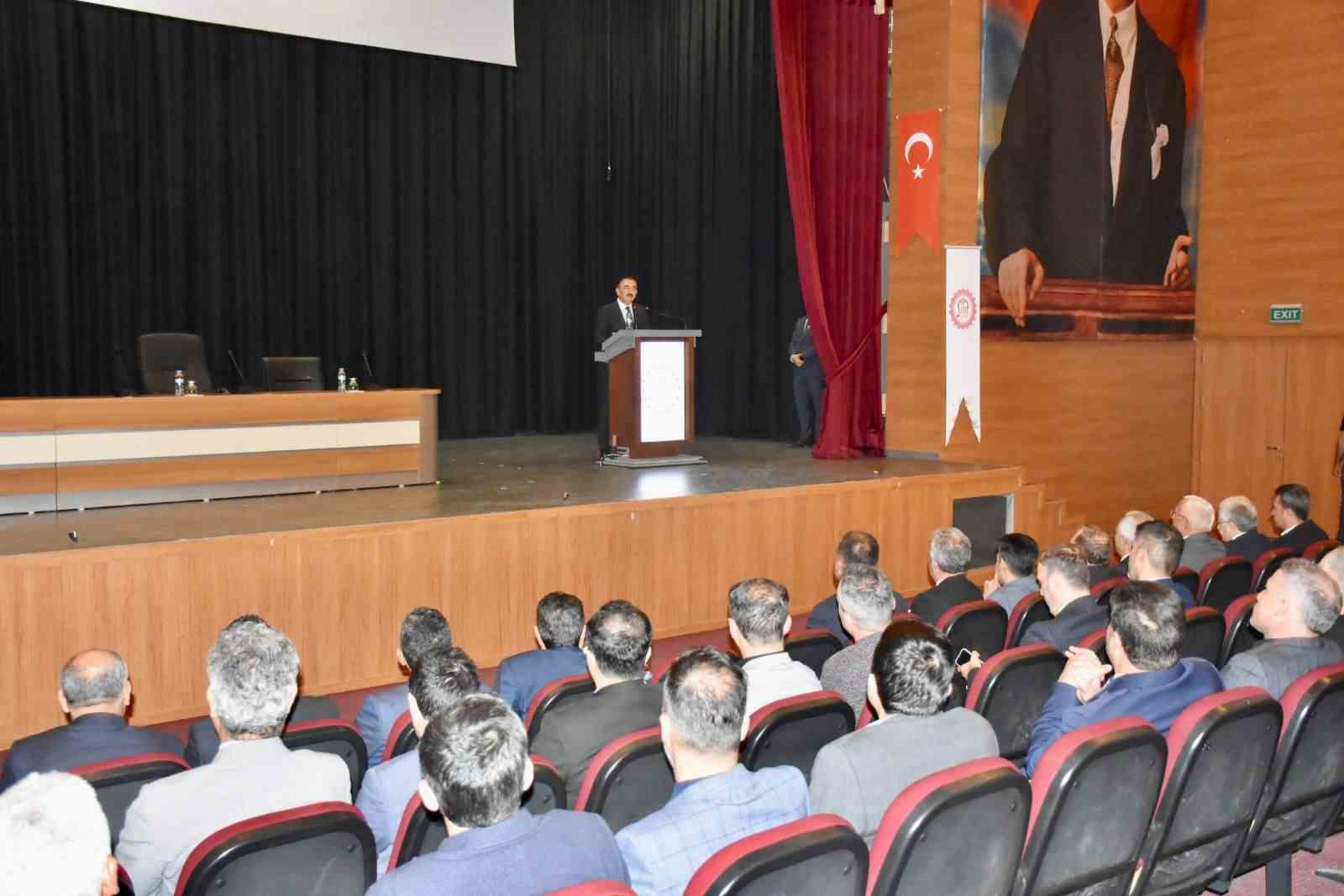 SİİRT VALİSİ OSMAN HACIBEKTAŞOĞLU BAŞKANLIĞINDA, 2022-2023 EĞİTİM VE ÖĞRETİM YILI