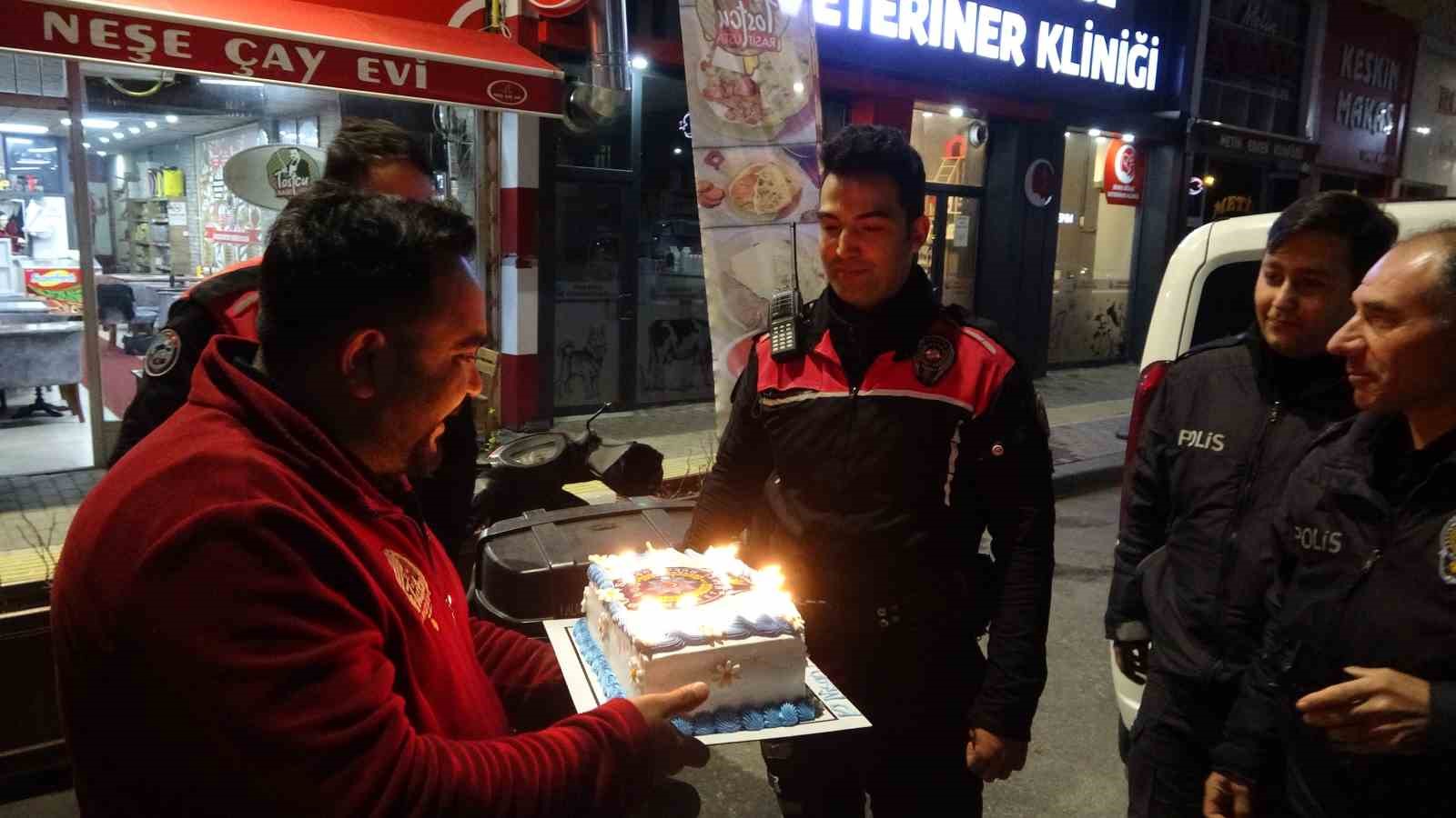 SİVAS’TA BİR ESNAF SAHTE KAVGA İHBARINDA BULUNARAK TÜRK POLİS TEŞKİLATI'NIN
