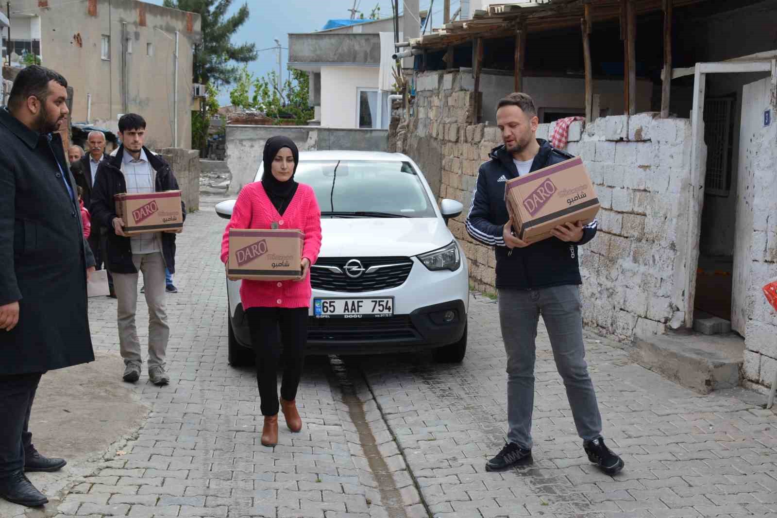 ŞIRNAK’IN SİLOPİ İLÇESİNDE TÜRK OCAĞI SİLOPİ ŞUBESİ TARAFINDAN İHTİYAÇ SAHİBİ