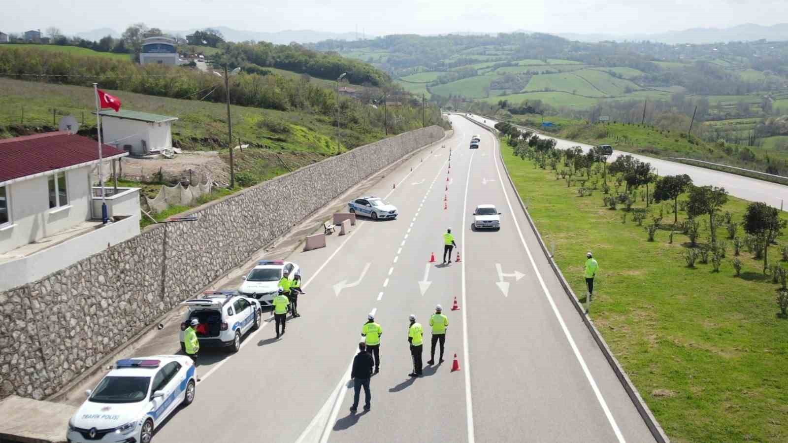 RAMAZAN BAYRAMI BOYUNCA FARKLI ŞEHİRLERDEN SİNOP’A 47 BİN 366 ARAÇ