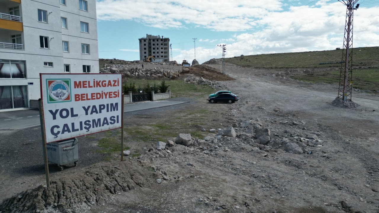 MELİKGAZİ BELEDİYE BAŞKANI DR. MUSTAFA PALANCIOĞLU, ULAŞIMDA KONFOR VE KOLAYLIK