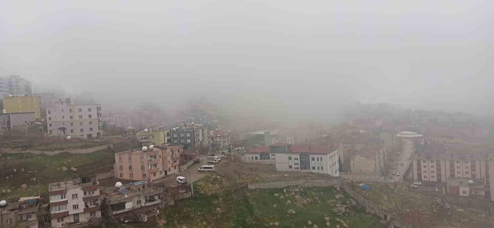 ŞIRNAK’TA YOĞUN SAĞANAK NEDENİYLE EĞİTİME 1 GÜN ARA VERİLDİ