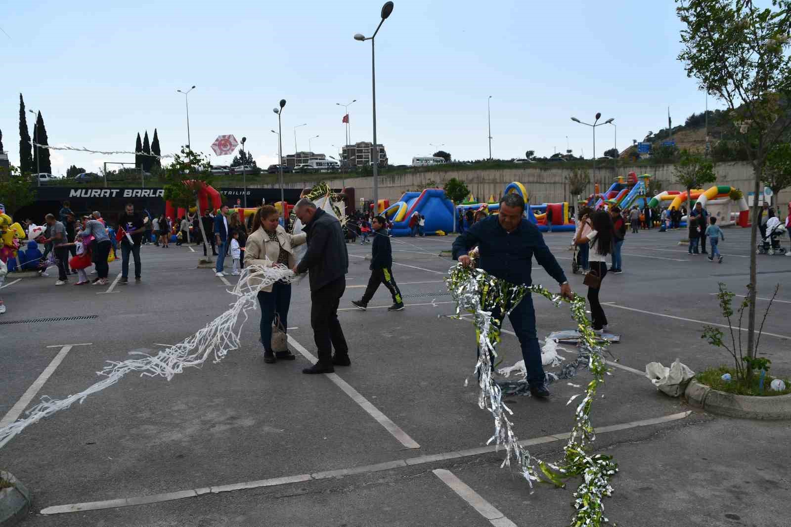 SÖKE BELEDİYESİ UÇURTMA ŞENLİĞİ 23 NİSAN’A RENK KATTI