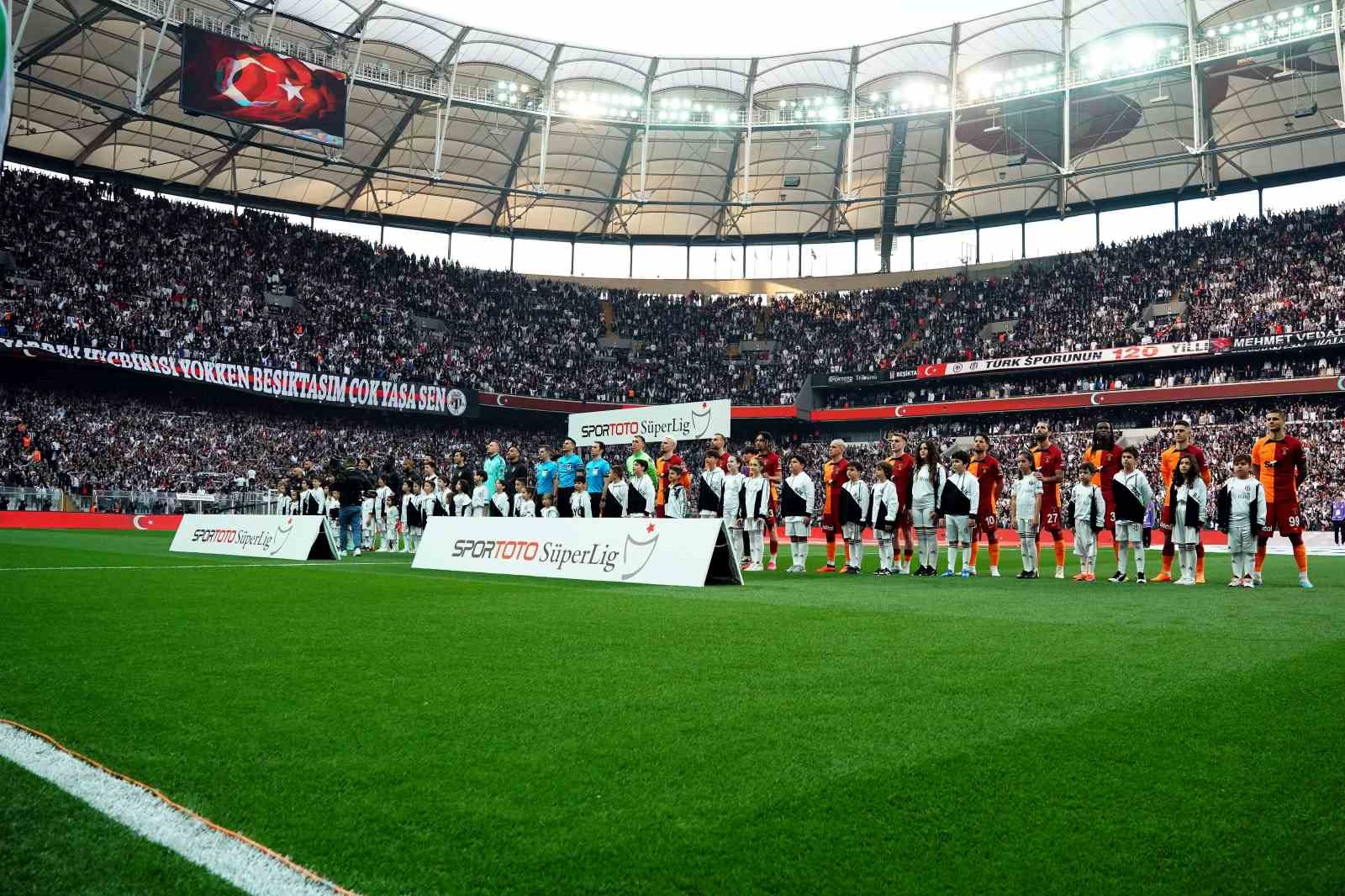 Spor Toto Süper Lig: Beşiktaş: 0 – Galatasaray: 0 (Maç devam ediyor) SPOR TOTO SÜPER LİG'İN 32. HAFTASINDAKİ DERBİ MÜCADELESİNDE BEŞİKTAŞ, GALATASARAY'I