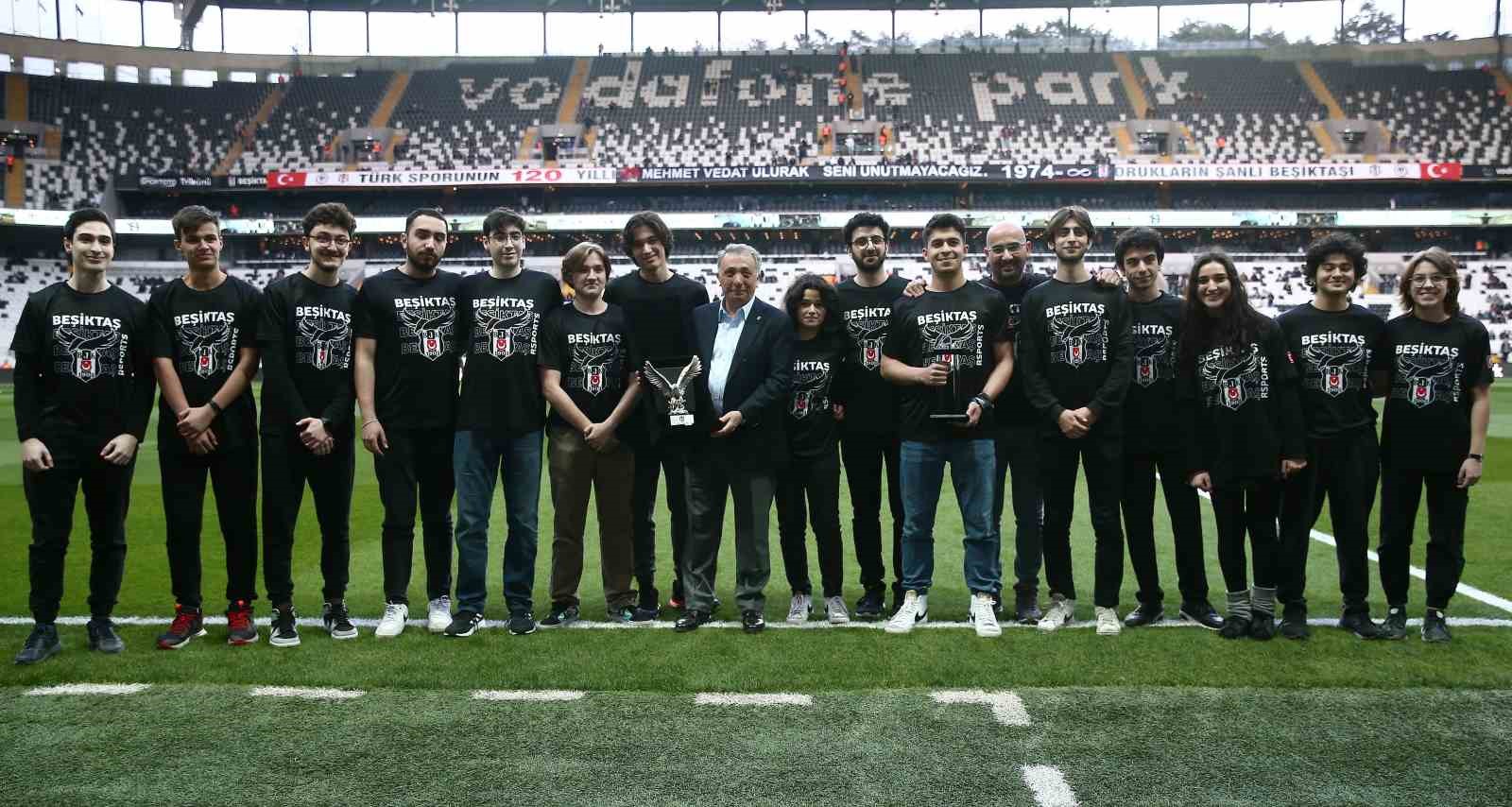 Spor Toto Süper Lig: Beşiktaş: 0 – Giresunspor 0 (Maç devam ediyor) SPOR TOTO SÜPER LİG'İN 28. HAFTASINDA BEŞİKTAŞ EVİNDE GİRESUNSPOR İLE