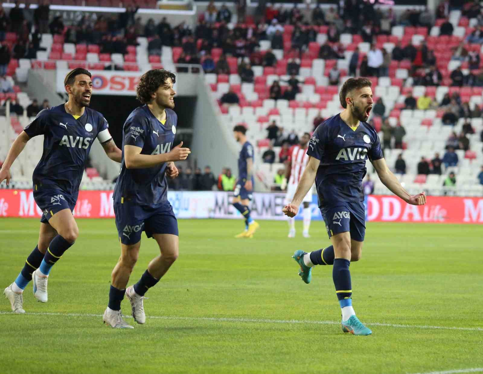 SPOR TOTO SÜPER LİG’İN 32. HAFTASINDA D.G. SİVASSPOR, FENERBAHÇE’Yİ AĞIRLIYOR.