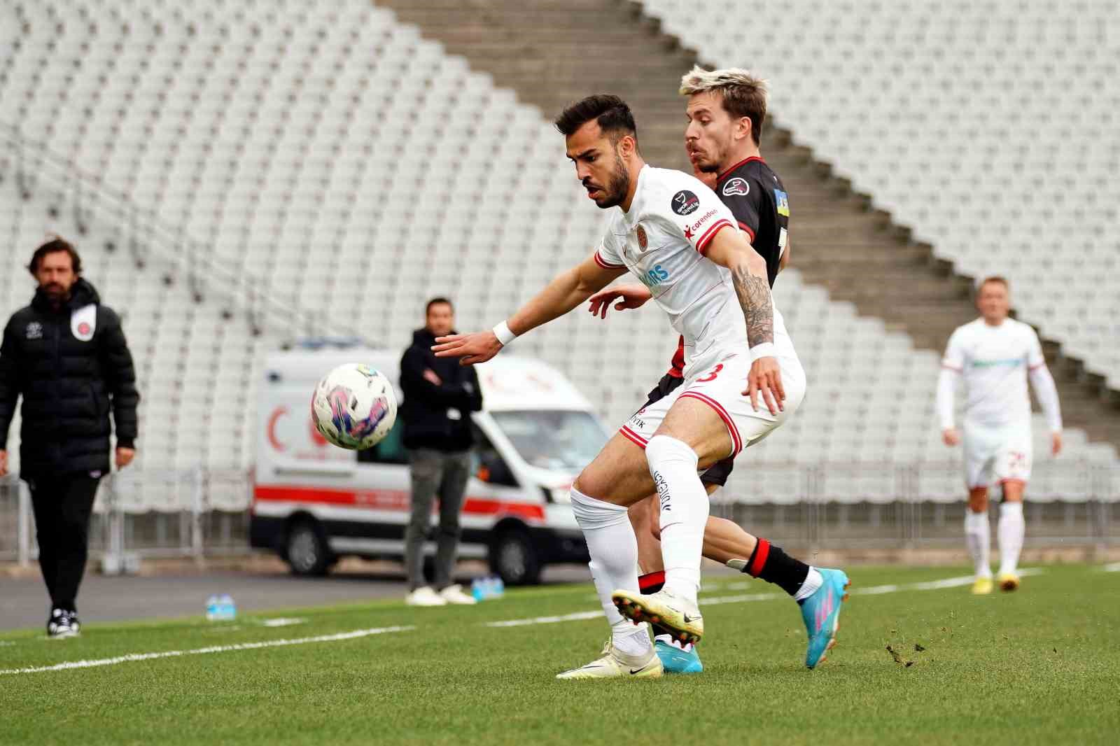SPOR TOTO SÜPER LİG’İN 32. HAFTASINDA FATİH KARAGÜMRÜK EVİNDE ANTALYASPOR