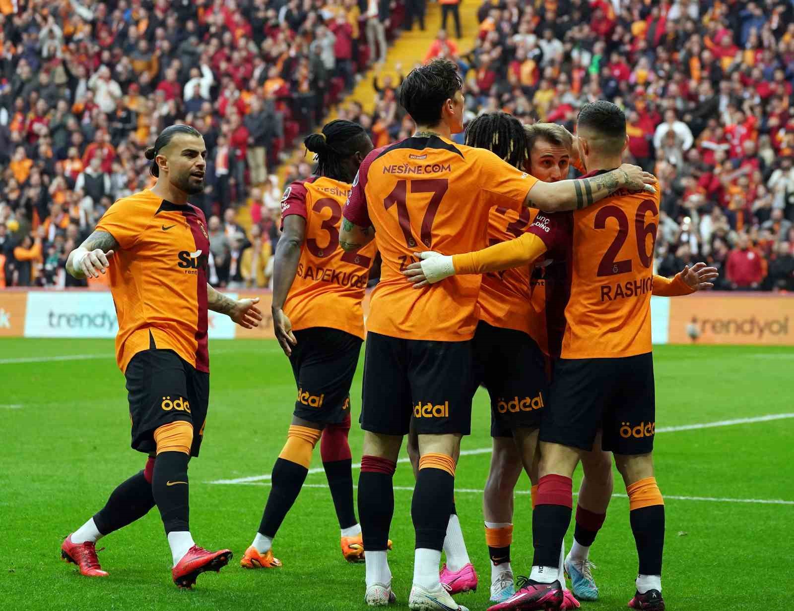 SPOR TOTO SÜPER LİG'İN 31. HAFTASINDA GALATASARAY, KARAGÜMRÜK'Ü KONUK EDİYOR.