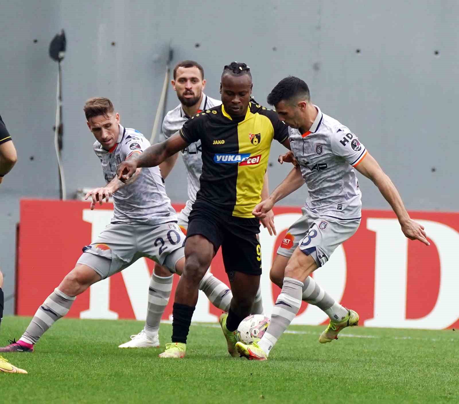 SPOR TOTO SÜPER LİG’İN 29. HAFTASINDA İSTANBULSPOR, SAHASINDA KARŞILAŞTIĞI BAŞAKŞEHİR'İ