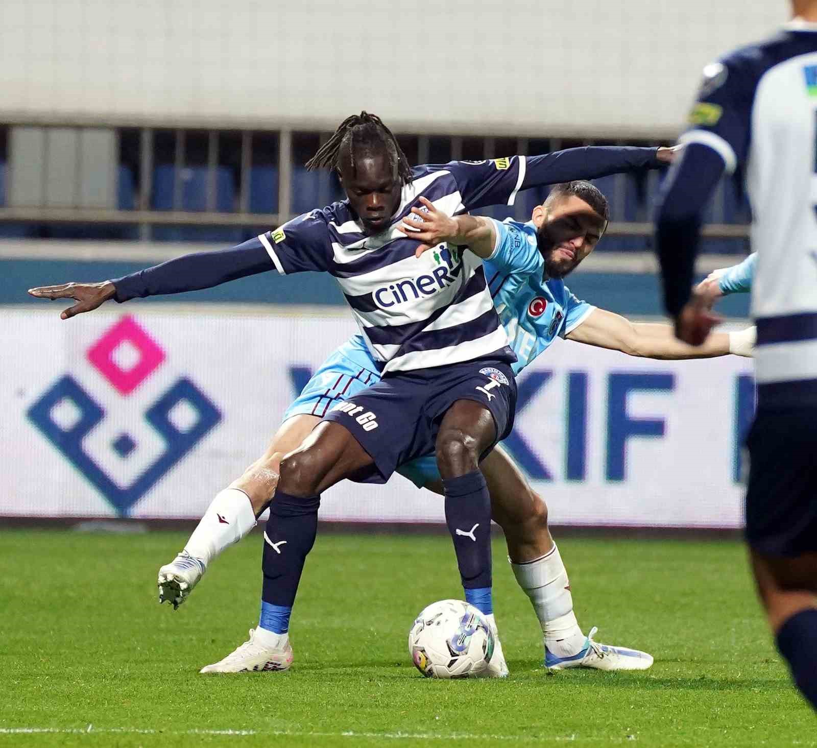 KASIMPAŞA, SPOR TOTO SÜPER LİG’İN 28. HAFTASINDA SAHASINDA KARŞILAŞTIĞI TRABZONSPOR’U