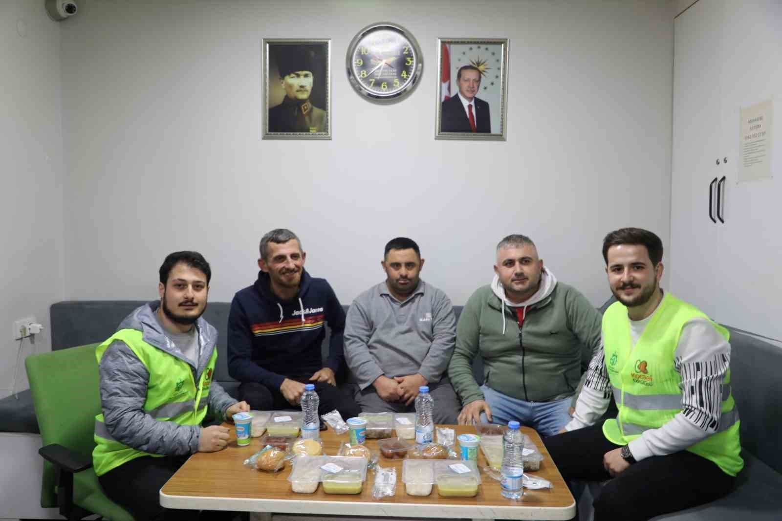 KOCAELİ BÜYÜKŞEHİR BELEDİYESİ, KÖRFEZ, KARTEPE VE KANDIRA İLÇELERİNDE 190 TAKSİCİ