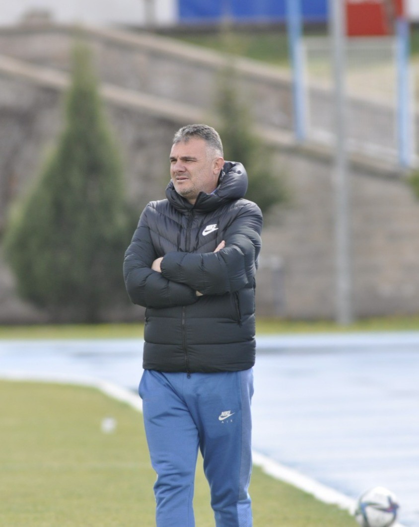 BÖLGESEL AMATÖR LİG 6. GRUP'TA MÜCADELE VEREN TALASGÜCÜ BELEDİYESPOR ZİRVEYİ