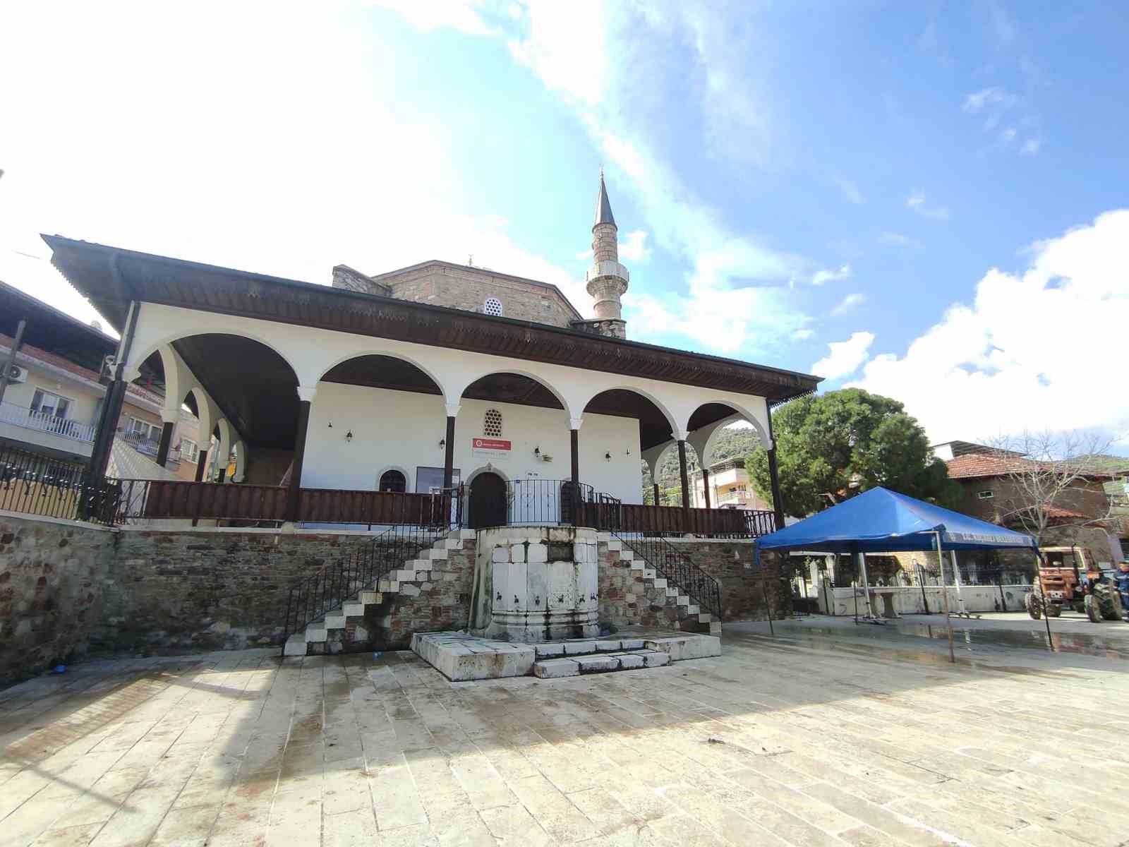 AYDIN’IN KOÇARLI İLÇESİNDE 17. YÜZYILDA YAPILDIĞI BİLİNEN TARİHİ CİHANZADE MUSTAFA