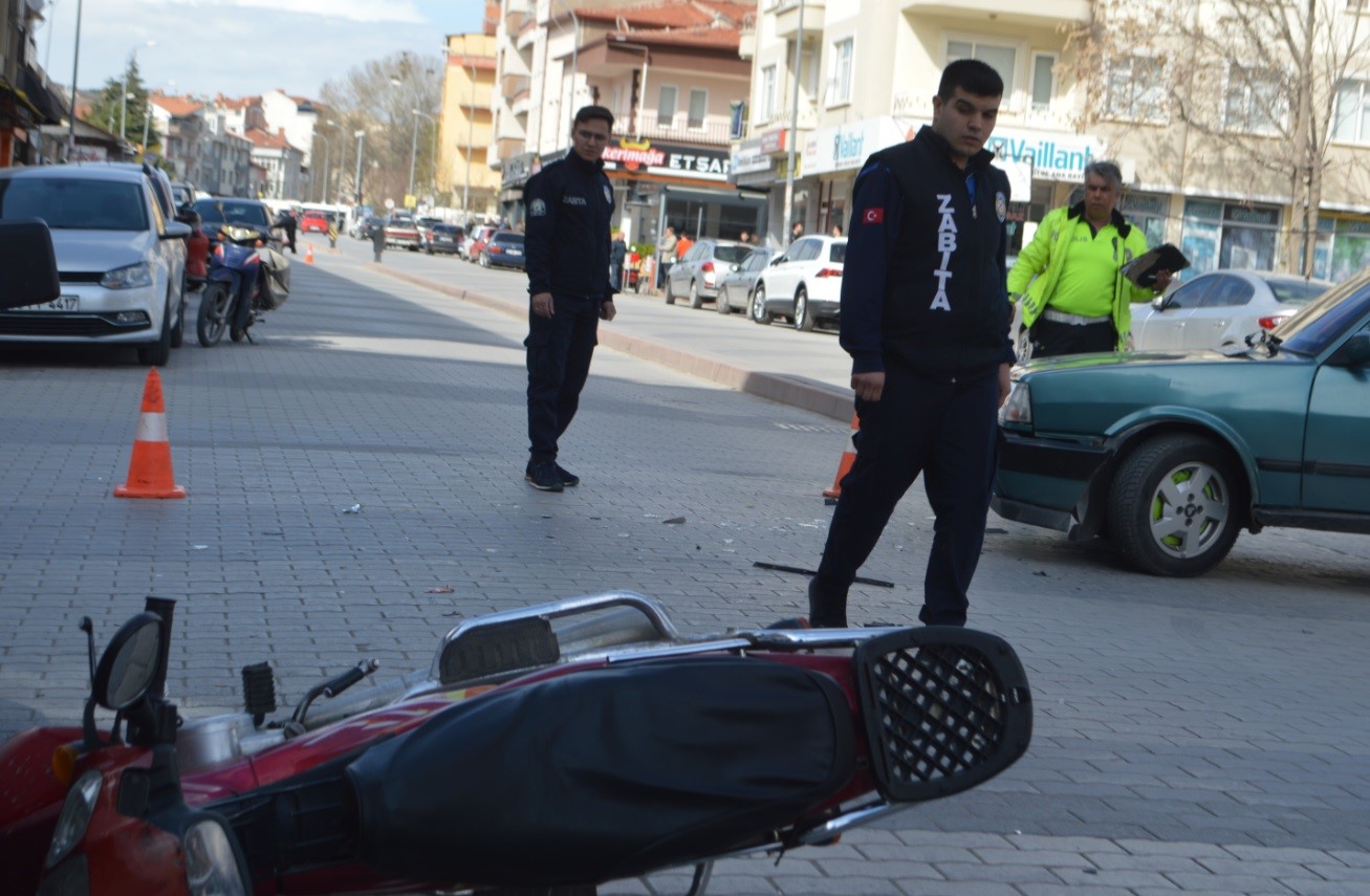 TAVŞANLI'DA TRAFİK KAZASI 1 YARALI