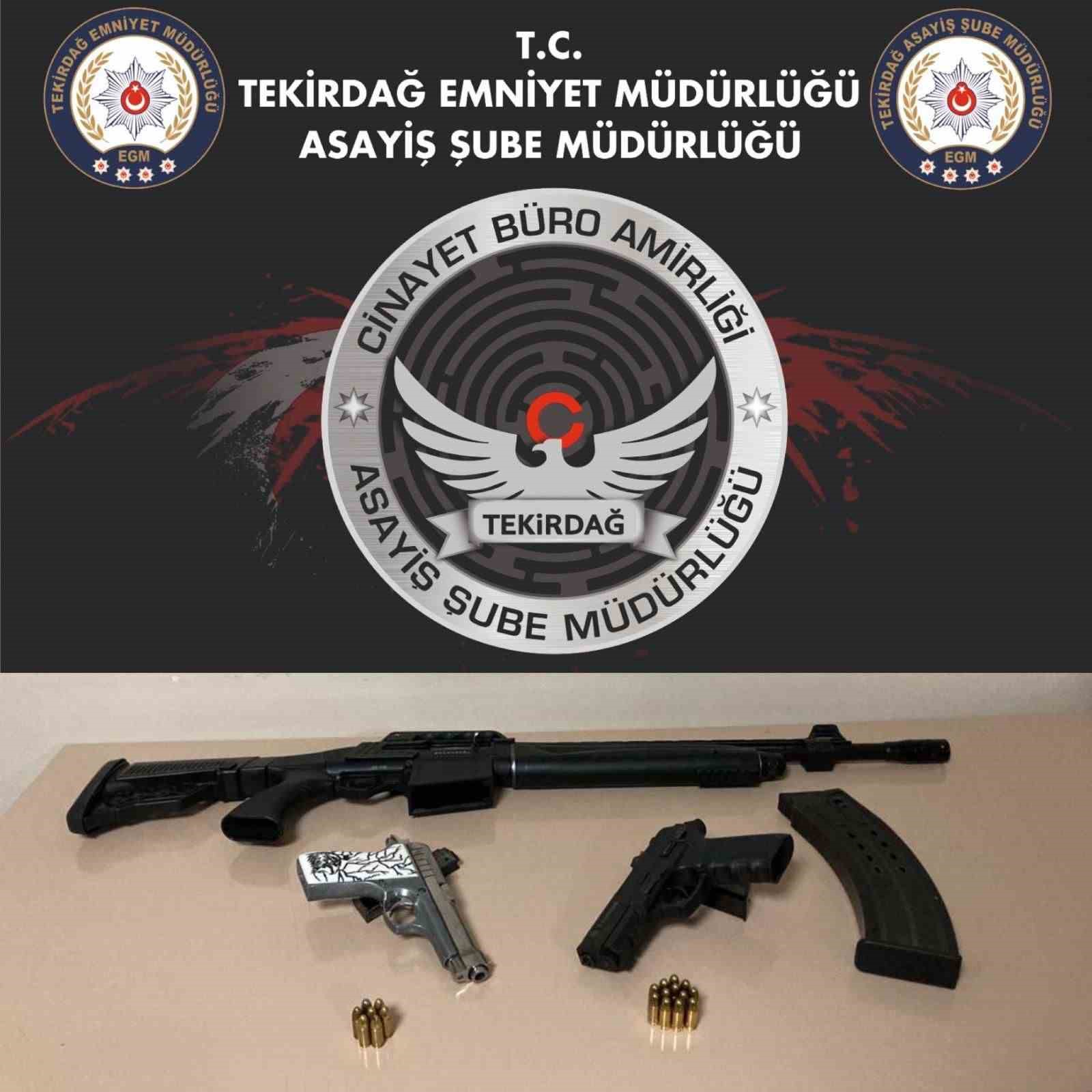 TEKİRDAĞ'IN SÜLEYMANPAŞA İLÇESİNDE BİR İŞLETME SAHİBİNİ BACAĞINDAN VURAN ZANLI YAKALANDIKTAN