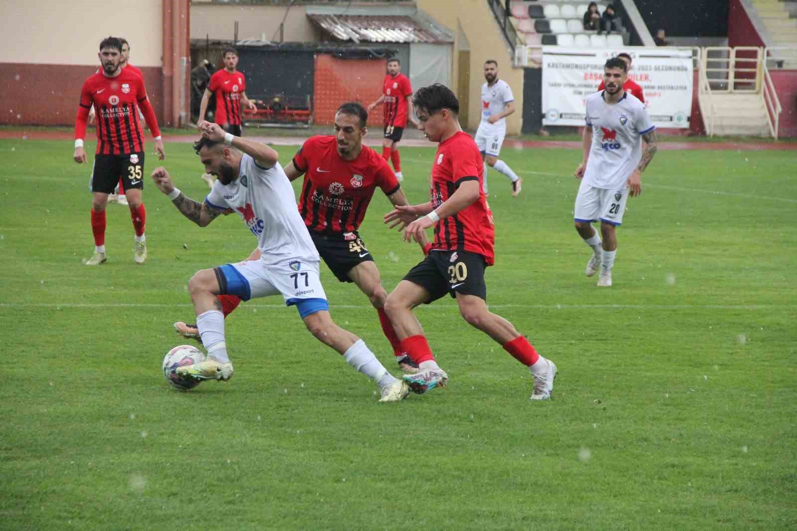 TFF 2. LİG KIRMIZI GRUP 33. HAFTASINDA KASTAMONUSPOR, SAHASINDA KONUK