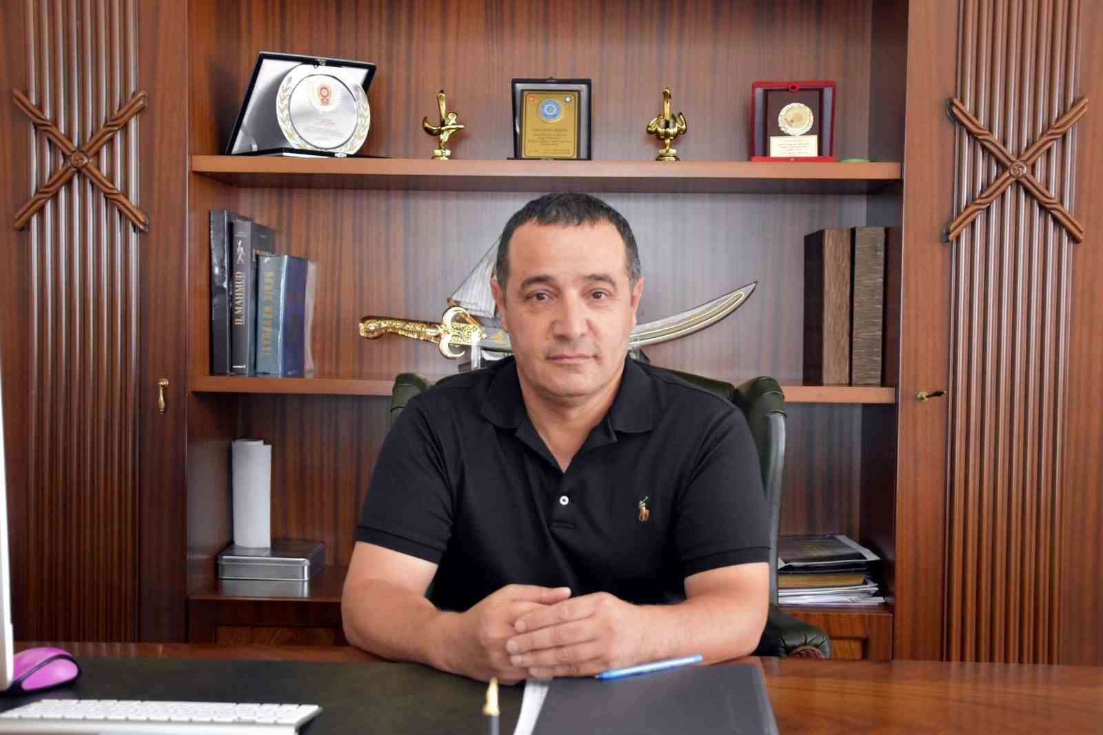 BÖLGESEL AMATÖR LİG EKİPLERİNDEN ALİAĞA FK BAŞKANI KAMİL ÖNAL, TÜRKİYE