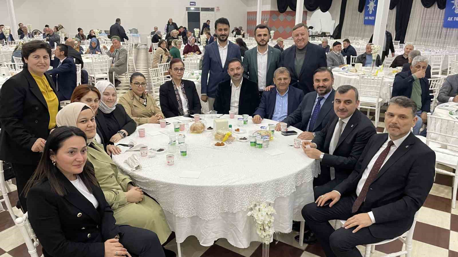 AK PARTİ ÇAYCUMA İLÇE BAŞKANLIĞI İLÇE GENELİNDE BULUNAN TEŞKİLATLARI İÇİN