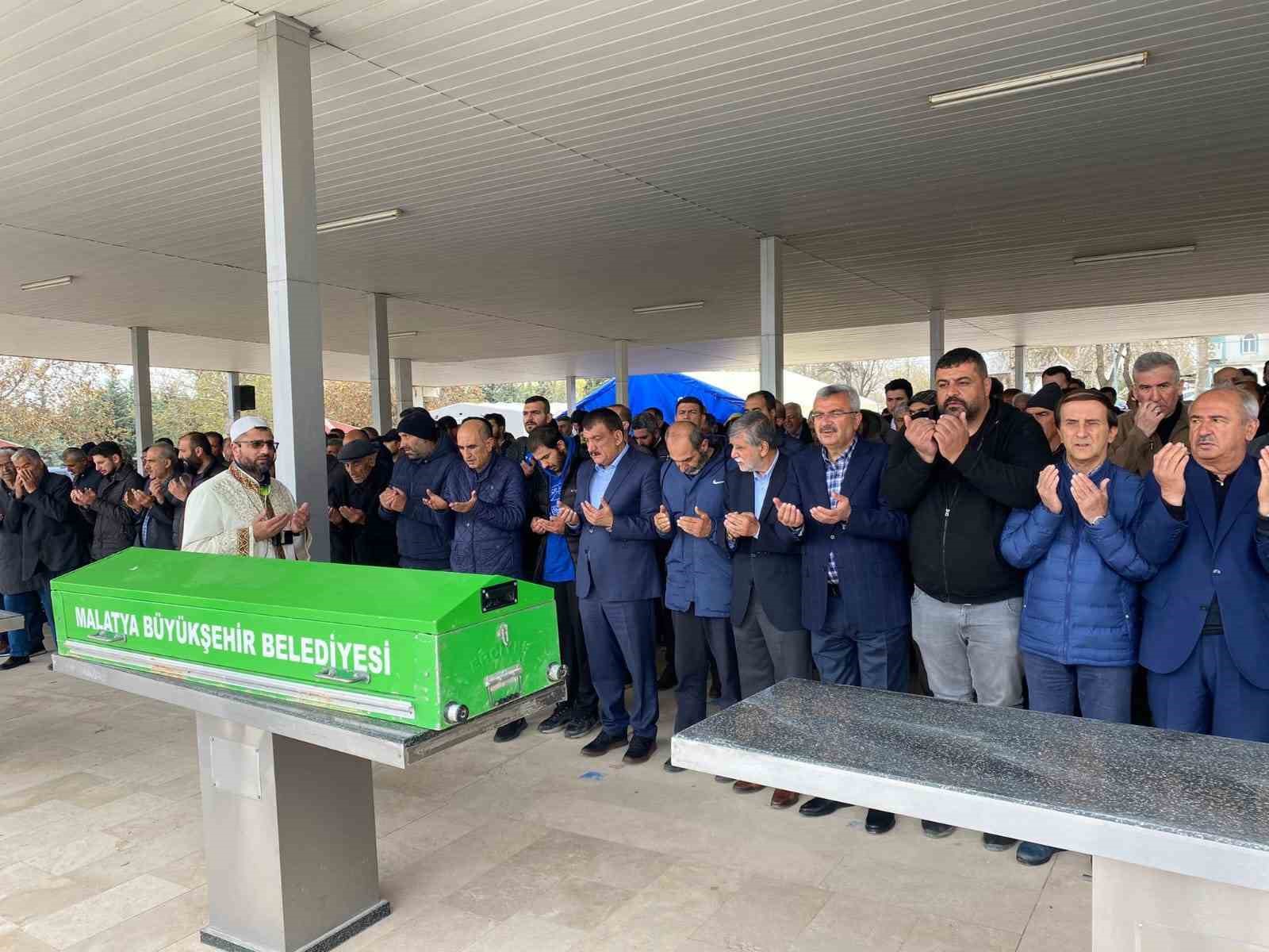 MALATYA BÜYÜKŞEHİR BELEDİYESİ BASIN-YAYIN VE HALKLA İLİŞKİLER MÜDÜRÜ HAYATİ TOKMAK’IN