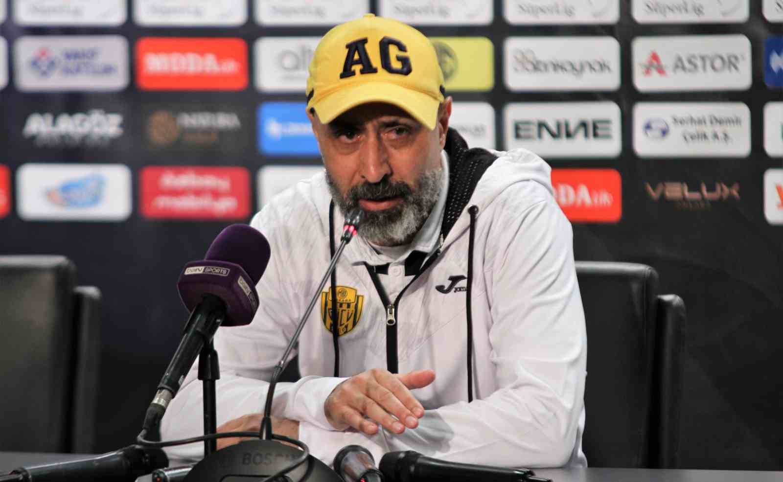 MKE ANKARAGÜCÜ TEKNİK DİREKTÖRÜ TOLUNAY KAFKAS, İSTANBULSPOR GALİBİYETİNİN ARDINDAN YAPTIĞI