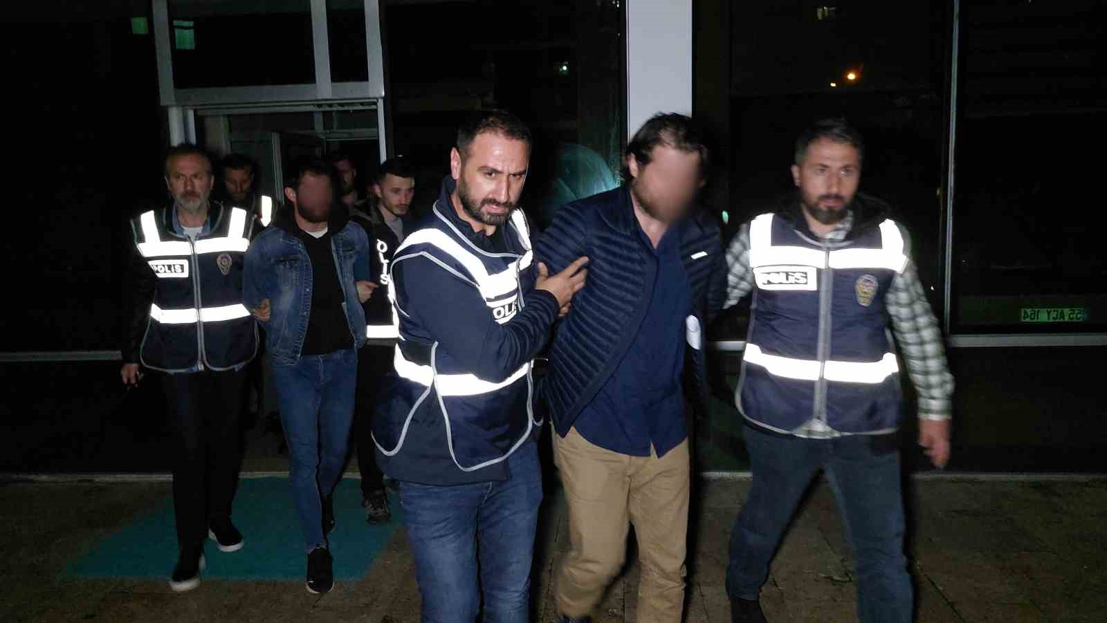 4 KİŞİ ÇIKARILDIKLARI MAHKEMECE TUTUKLANDILAR.