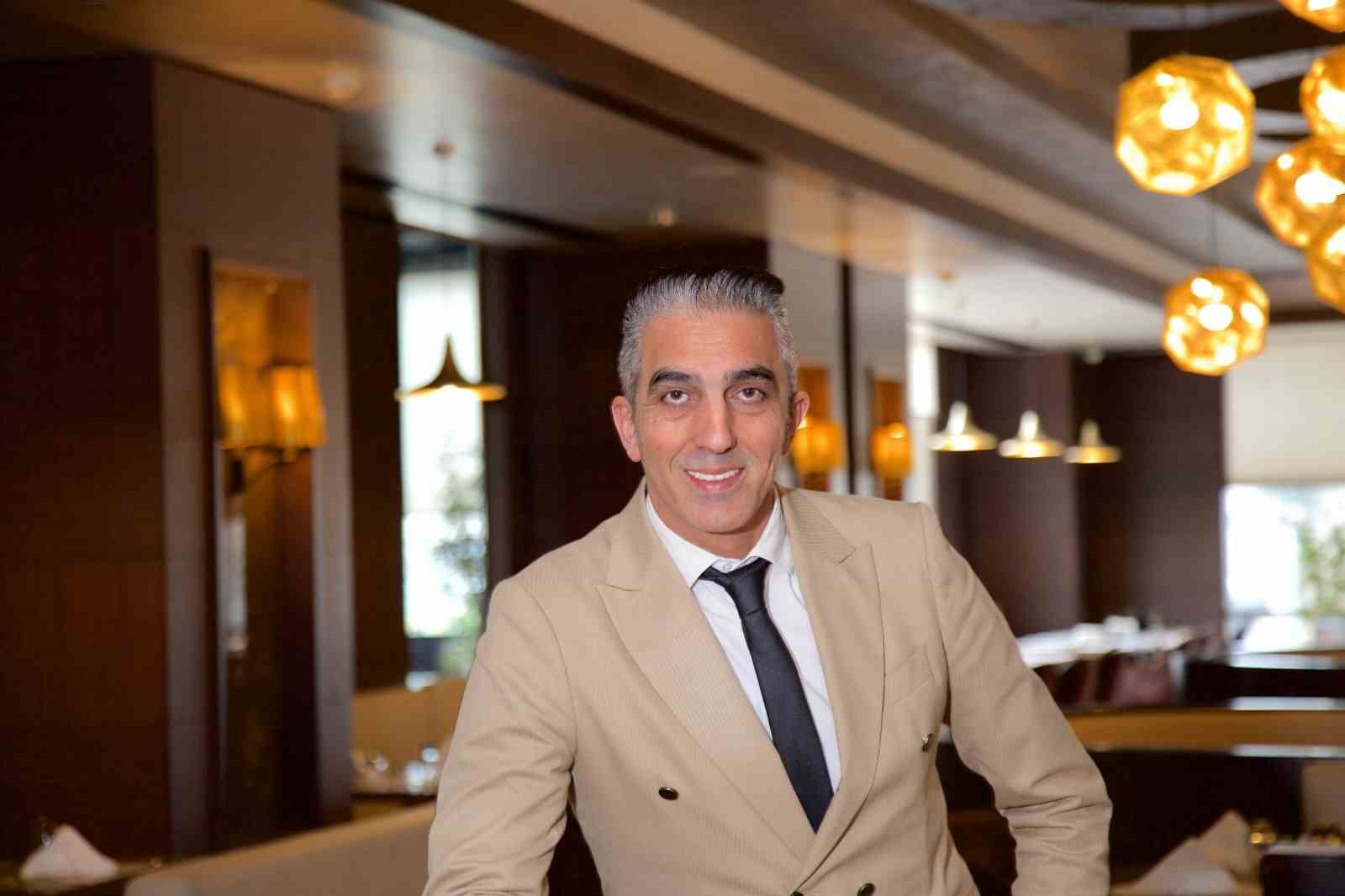 TÜRK TURİZMİ, YENİ SEZON BAŞLARKEN YAŞANAN DEPREM FELAKETİNDEN SONRA TOPARLANMAYA