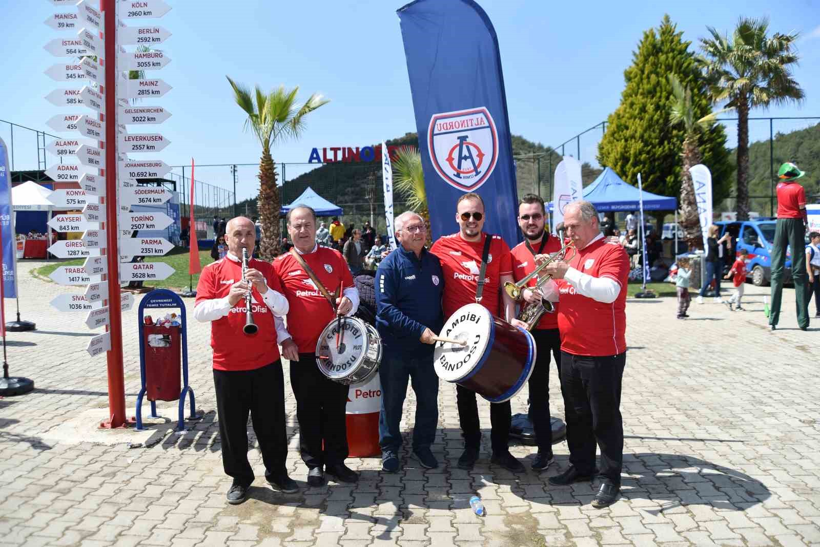 ALTINORDU FUTBOL KULÜBÜ’NÜN DÜZENLEDİĞİ VE 72 TAKIMIN YER ALDIĞI U12