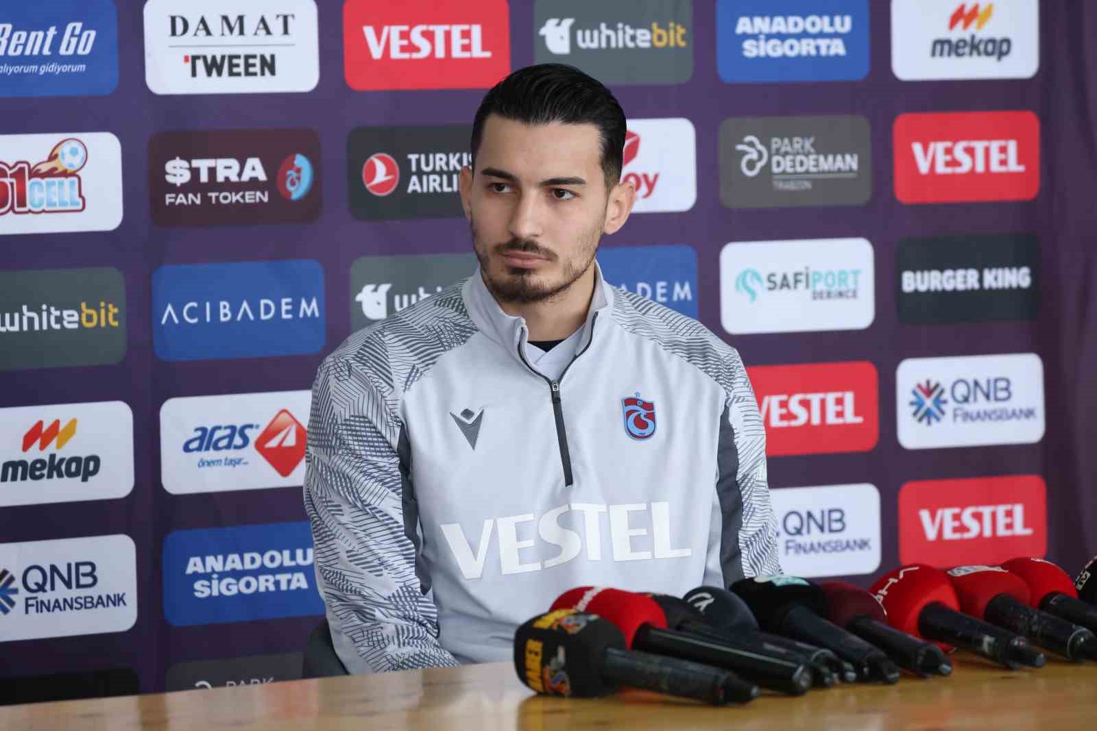 TRABZONSPOR KAPTANI UĞURCAN ÇAKIR, BEŞİKTAŞ MÜSABAKASININ KÖTÜ GİDİŞATI DURDURMAK İÇİN