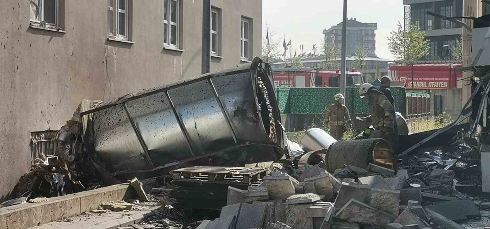 ÜMRANİYE EĞİTİM VE ARAŞTIRMA HASTANESİ’NDE SICAK SU KAZANI PATLADI. BÖLGEYE