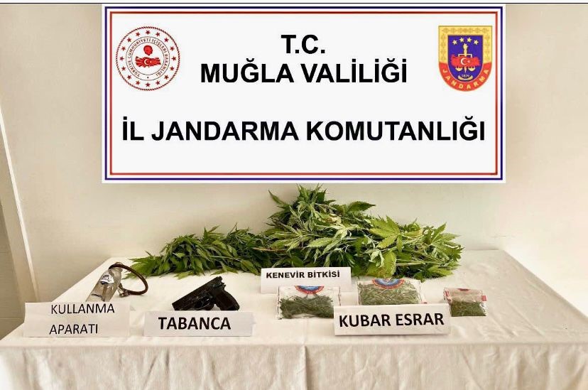 MUĞLA’NIN BODRUM İLÇESİNDE JANDARMA EKİPLERİNCE BİR İKAMETE YAPILAN OPERASYONDA “UYUŞTURUCU