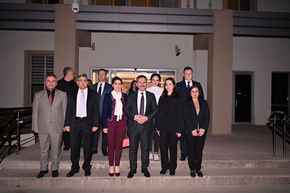 AYDIN VALİSİ HÜSEYİN AKSOY, KYK YURDUNDA KALAN ÖĞRENCİLERLE İFTAR SOFRASINDA