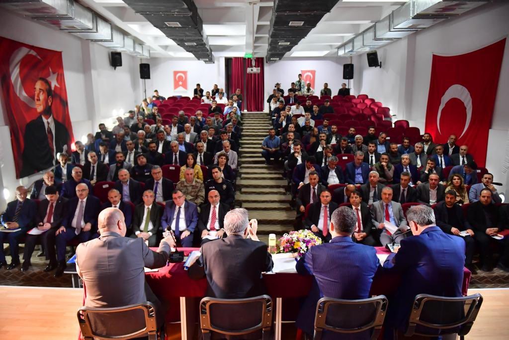 DİYARBAKIR VALİSİ VE BÜYÜKŞEHİR BELEDİYE BAŞKAN VEKİLİ ALİ İHSAN SU,