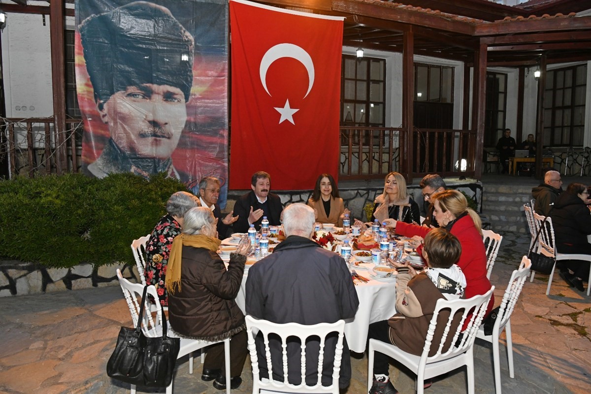 MUĞLA VALİSİ ORHAN TAVLI ŞEHİT, GAZİLER VE GAZİ AİLELERİ İLE
