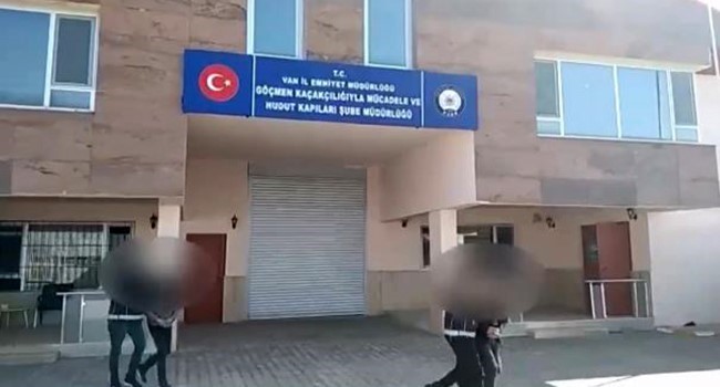 VAN’DA "GÖÇMEN KAÇAKÇILIĞI VE İNSAN TİCARETİ" YAPTIKLARI GEREKÇESİYLE 5 KİŞİ