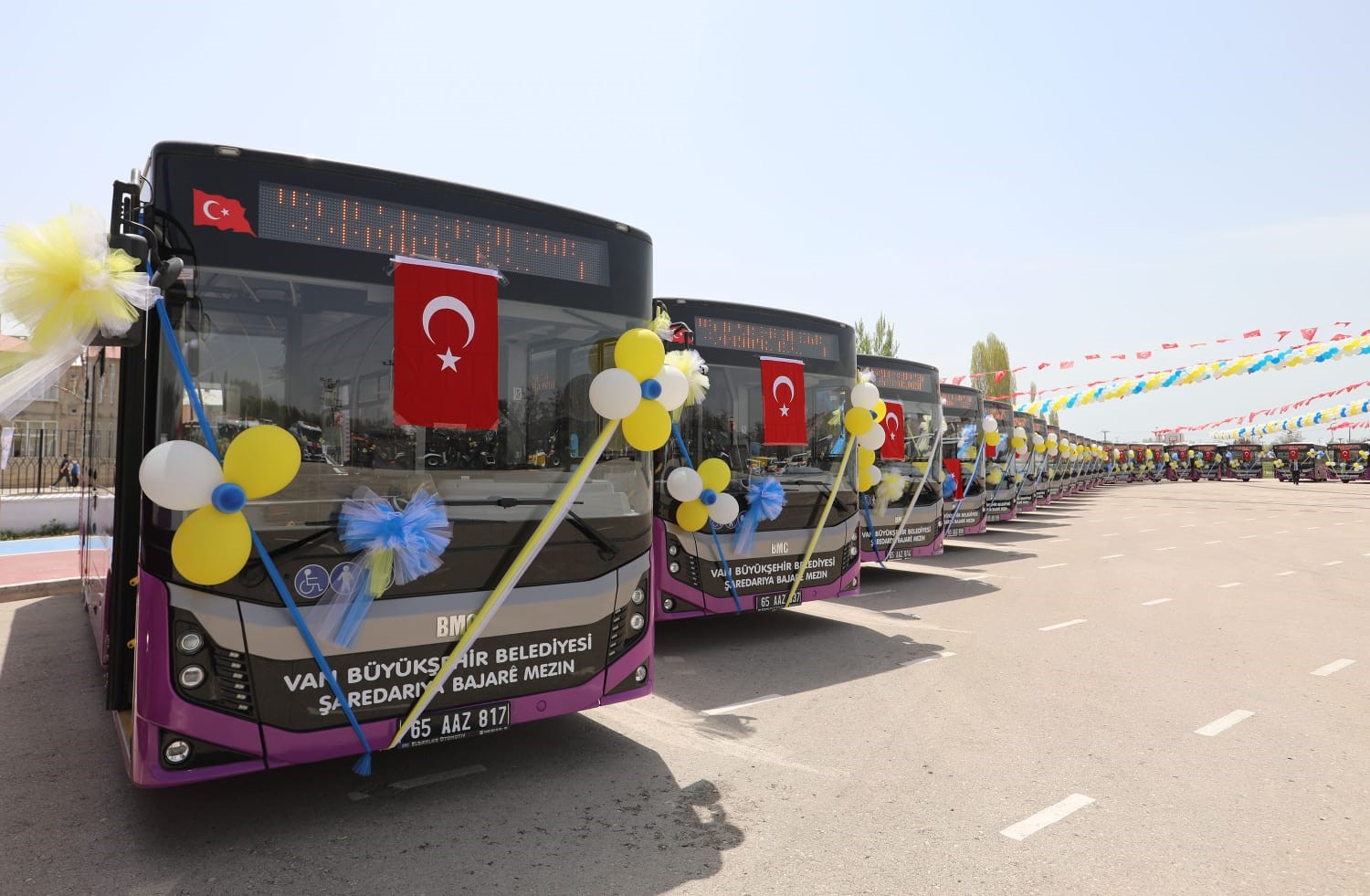 VAN BÜYÜKŞEHİR BELEDİYESİNE AİT TOPLU TAŞIMA ARAÇLARI RAMAZAN BAYRAMI SÜRESİNCE