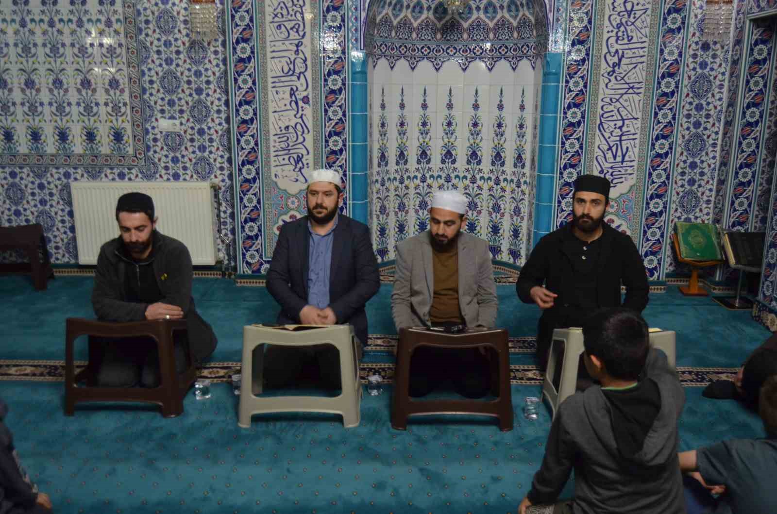 VARTO DA KADİR GECESİ PROGRAMI YOĞUN İLGİ GÖRDÜ