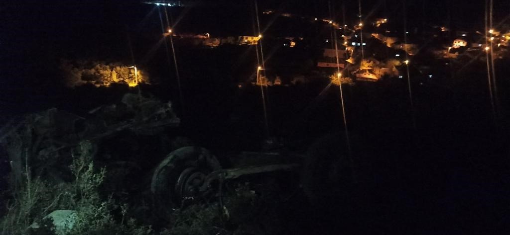 KOCAELİ’DEN İZNİK İSTİKAMETİNE SEYİR HALİNDE OLAN KAMYON VİRAJI ALAMAYARAK ŞARAMPOLE