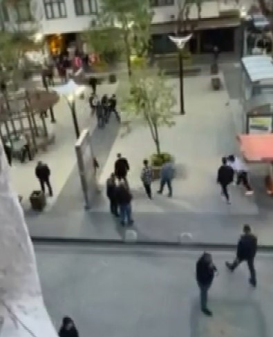 KOCAELİ’NİN DARICA İLÇESİNDE İKİ GRUP ARASINDA YAN BAKMA MESELESİ YÜZÜNDEN