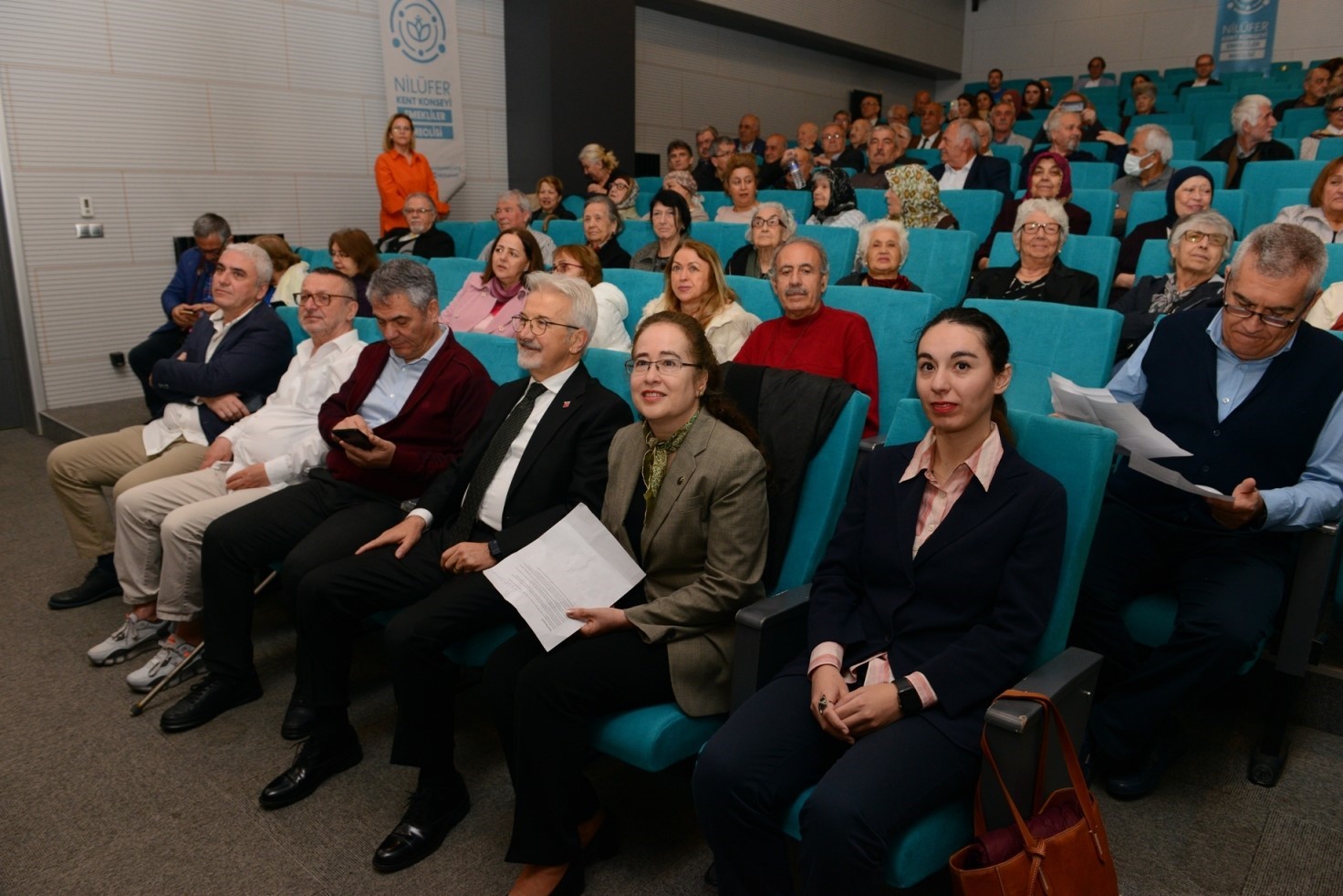 NİLÜFER KENT KONSEYİ VE NİLÜFER BELEDİYESİ İŞ BİRLİĞİYLE DÜZENLENEN ‘YAŞLI