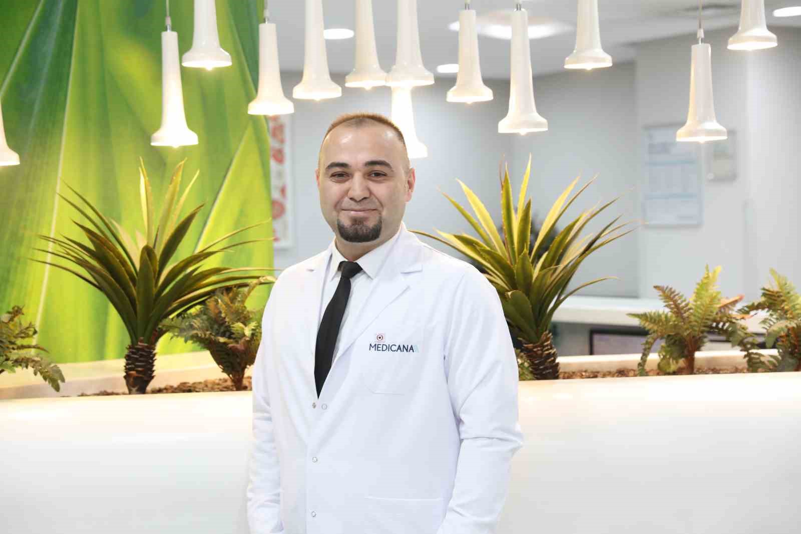GÖZ HASTALIKLARI UZMANI OP. DR. LÜTFİ SEYREK, ARTIK TEK ODAKLI