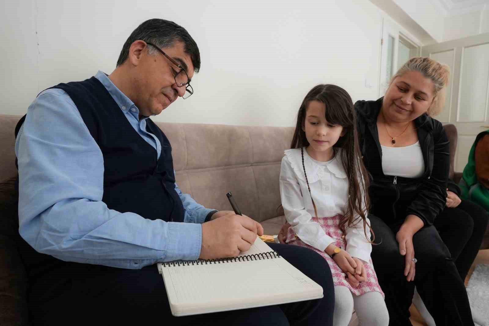 ŞEHİTKAMİL BELEDİYE BAŞKANI RIDVAN FADILOĞLU, ANAOKULU ÖĞRENCİSİ OLDUĞU DÖNEMDE, “BAŞKAN