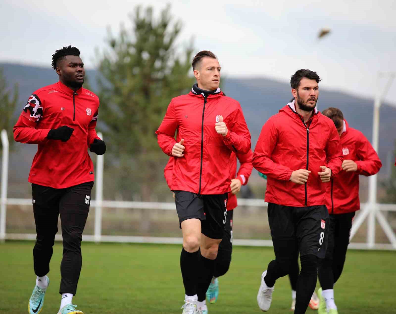 SPOR TOTO SÜPER LİG'İN 29. HAFTA MAÇINDA GİRESUNSPOR İLE KARŞILAŞACAK