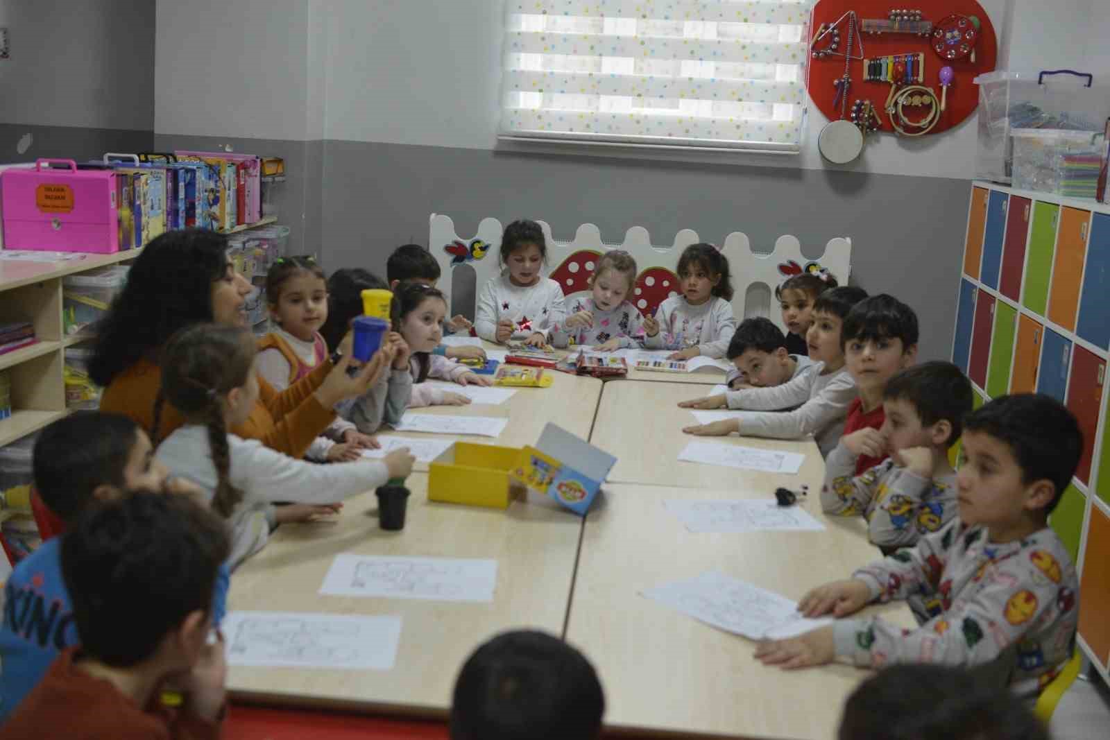 YILDIRIM BELEDİYESİ SIFIR ATIK VE İKLİM DEĞİŞİKLİĞİ MÜDÜRLÜĞÜ EKİPLERİ, EYÜP
