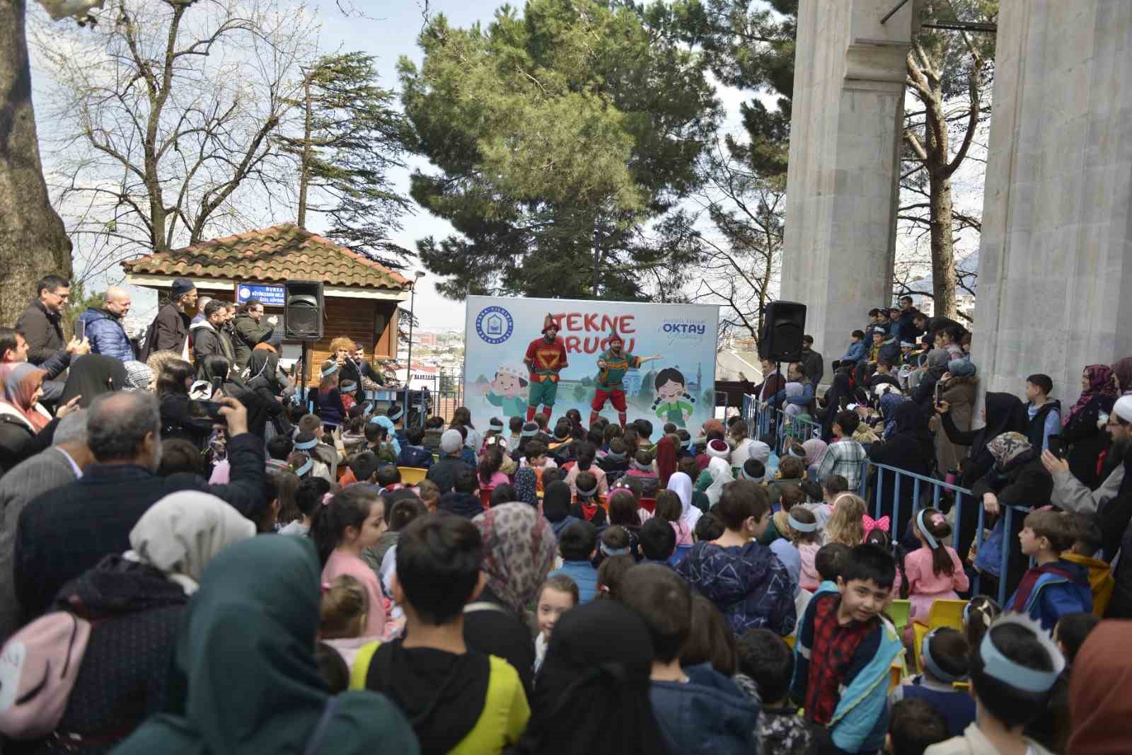 YILDIRIM BELEDİYESİ, RAMAZAN ETKİNLİKLERİ ÇERÇEVESİNDE YOUTUBER SERTAÇ GÜNGÖR’Ü YILDIRIMLI MİNİKLERLE