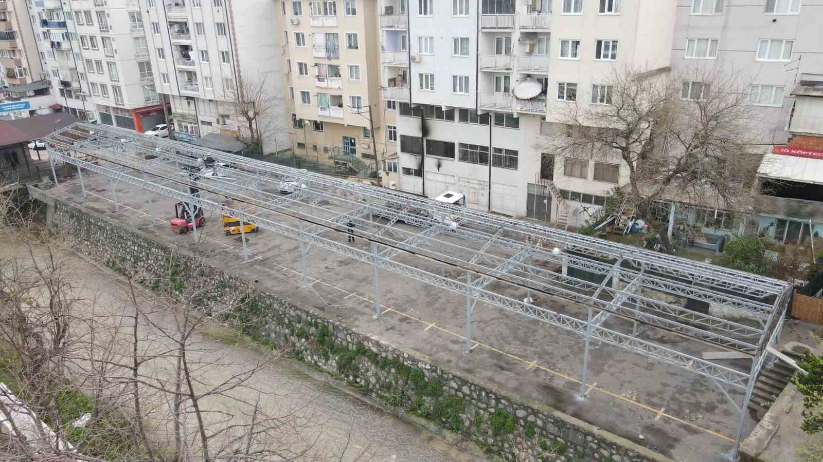 YILDIRIM BELEDİYESİ ESKİYEN VE İHTİYAÇLARI KARŞILAYAMAZ HALE GELEN GÖKDERE PAZAR