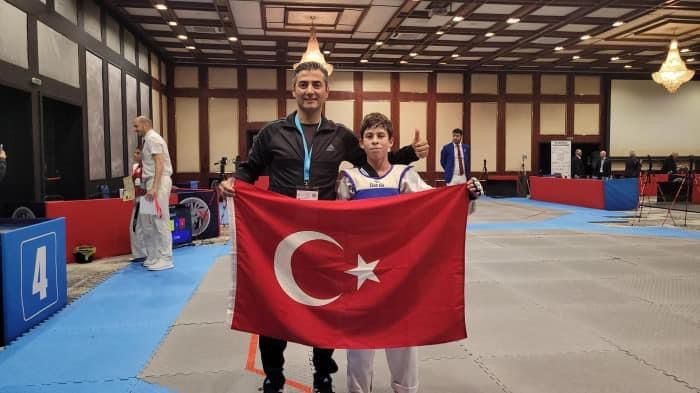 DÜZCELİ TAEKWONDO SPORCUSU UTKU KAP, SIRBİSTAN'DA YAPILACAK YILDIZLAR AVRUPA ŞAMPİYONASINDA