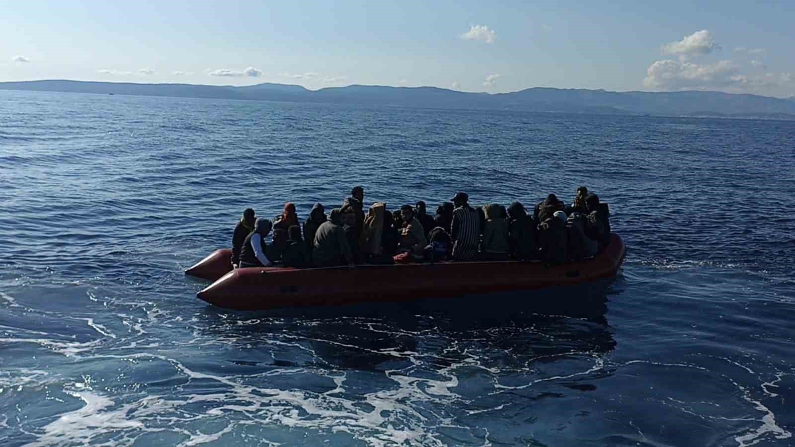 İZMİR'İN DİKİLİ VE ÇEŞME İLÇESİ AÇIKLARINDA, YUNANİSTAN UNSURLARI TARAFINDAN TÜRK
