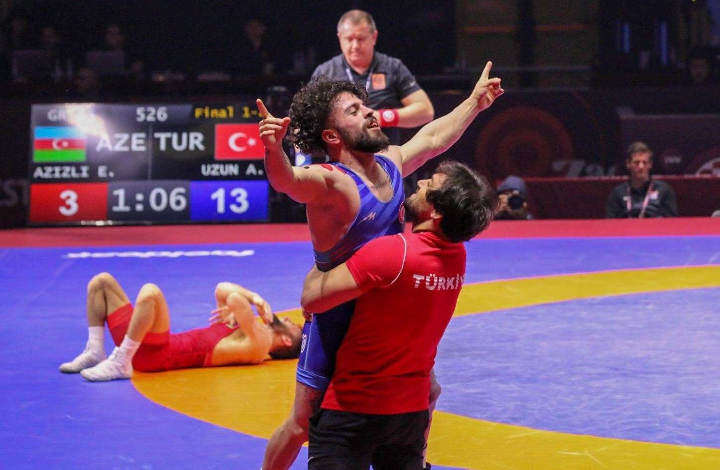 BÜYÜKLER AVRUPA GÜREŞ ŞAMPİYONASI GREKOROMEN STİL 77 KİLODA YUNUS EMRE